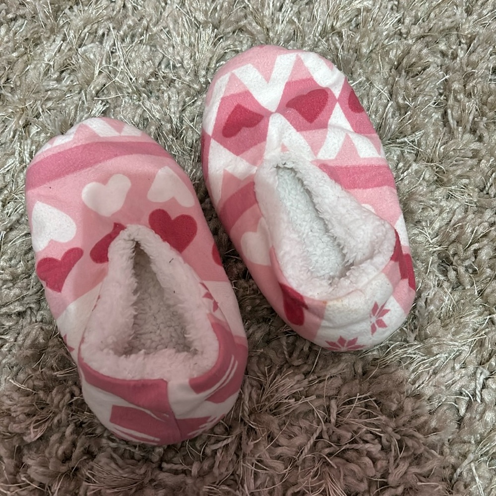 NWOT house slippers